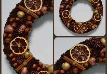 Венок декоративный