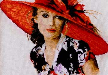 Вышивка девушка в шляпе Виктория
