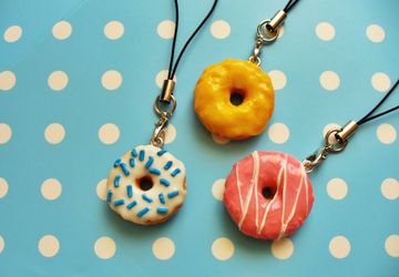Брелоки на мобильный-пончики
