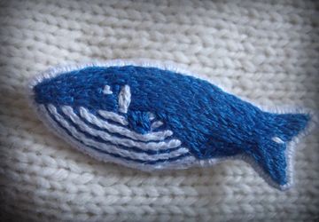 Текстильная брошь.