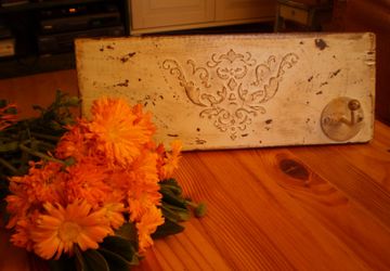 Вешалка - потертый шик, своими руками