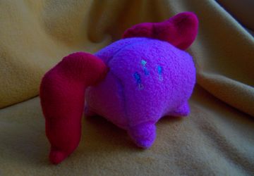 Пинки Пай из флиса.