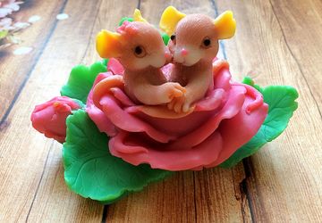 Мыло-подарок "Мышки в розе"