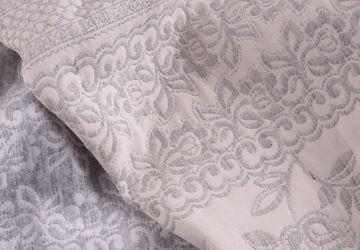 Ткань для покрывал двусторонняя.