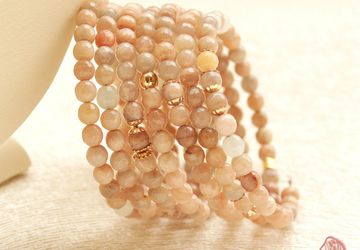 Браслет на мемори леске