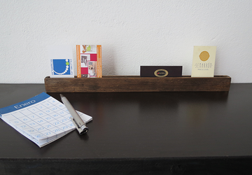 Деревянная подставка для фотографий своими руками.