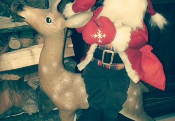 Ну куда же без дедульки