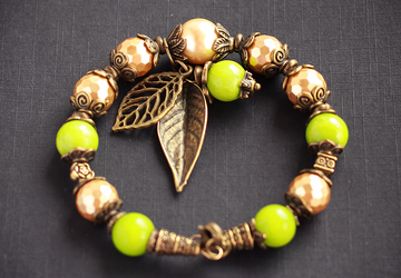 Агат, майорка и античная фурнитура