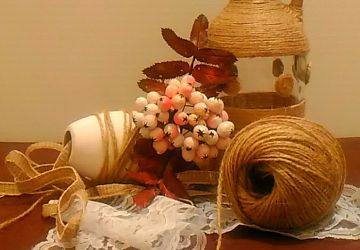 Розовая рябинка