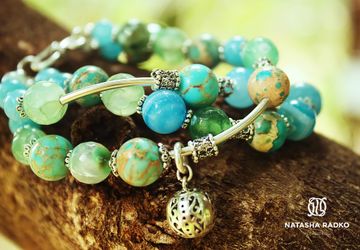 Тройной браслет на застежке из натуральных камней