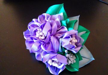 Бутоньерка-брошь