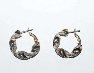 Красивые серьги