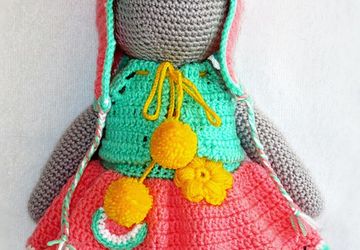 Вязаная кукла