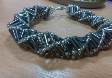 Браслет из бисера