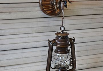 Бра в винтажном стиле Керосиновая лампа на деревянной основе