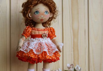 Текстильная интерьерная куколка Апельсинка.