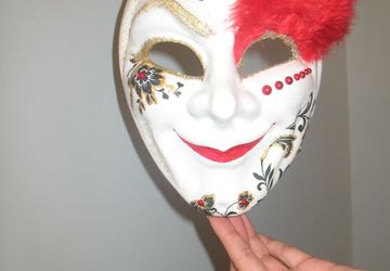 Мастер класс: делаем венецианские маски в технике декупаж