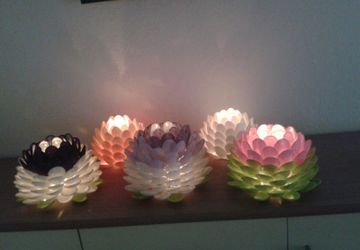 Подсвечник своими руками из пластиковых ложек.