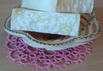 Натуральное мыло с кокосом и нотой жасмина