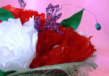 Букет пионов из конфет