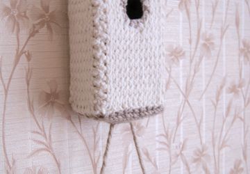 Скворечник с птичками