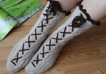 Носки ручной работы "Альпийские, да со шнуровочкой!"