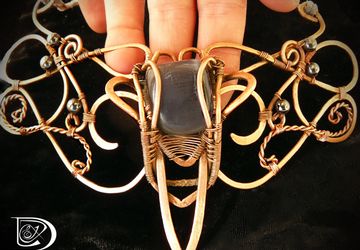 Колье "Эльф". Медь, кошачий глаз