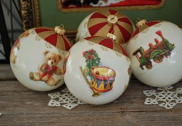 Как сделать декупаж на елочных шариках