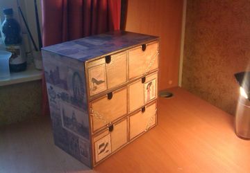 Шкафчик с выдвижными ящичками