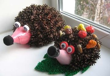 Ежик из шишек своими руками