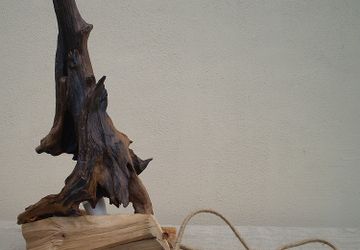 Деревянный LED настольный светильник из элементов корня дуба и ясеня, ручная работа