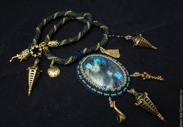 Кулон "Улицы Ехо" с лабрадоритом