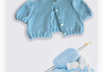 Вязаная кофточка для девочки