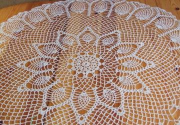 Скатерть ажурная с люрексом