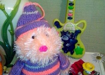 хомячок в колпачке