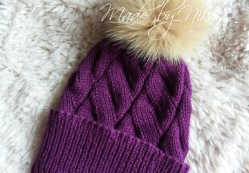 Шапочка с помпоном