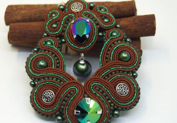 Сутажный кулон "Восточная Ирландия"