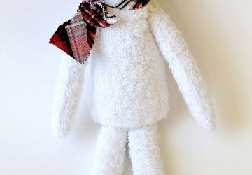 Зая с шарфиком