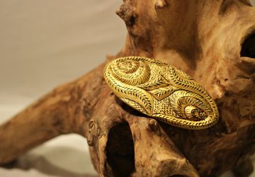 Заколки деревянные резные автомат