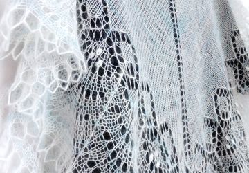 Ажурная шаль вязаная пуховая Свадебная, белая мохеровая шаль спицами