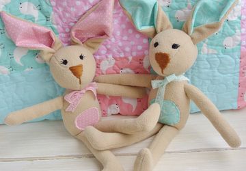 Игрушка Зайка - обнимайка