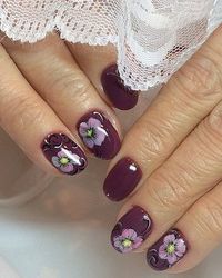 Бесплатный маникюр и оформление бровей!