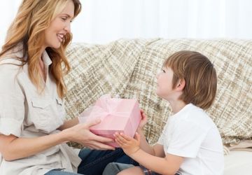 Подарок маме своими руками