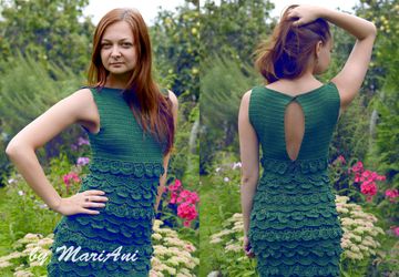 Вязаное платье