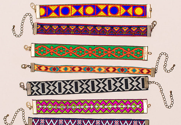 Браслеты своими руками из жаккардовой тесьмы.