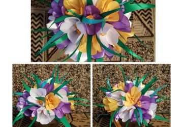 Крокусы в горшочке