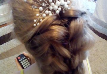 Жемчужный гребень в прическу