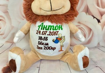 Мягкая игрушка с вышивкой