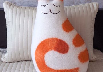 Валяная шерстяная подушка Рыжая нега