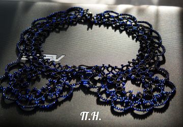 воротник-колье.